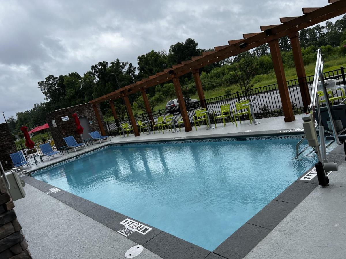 Home2 Suites By Hilton Hinesville Exterior foto